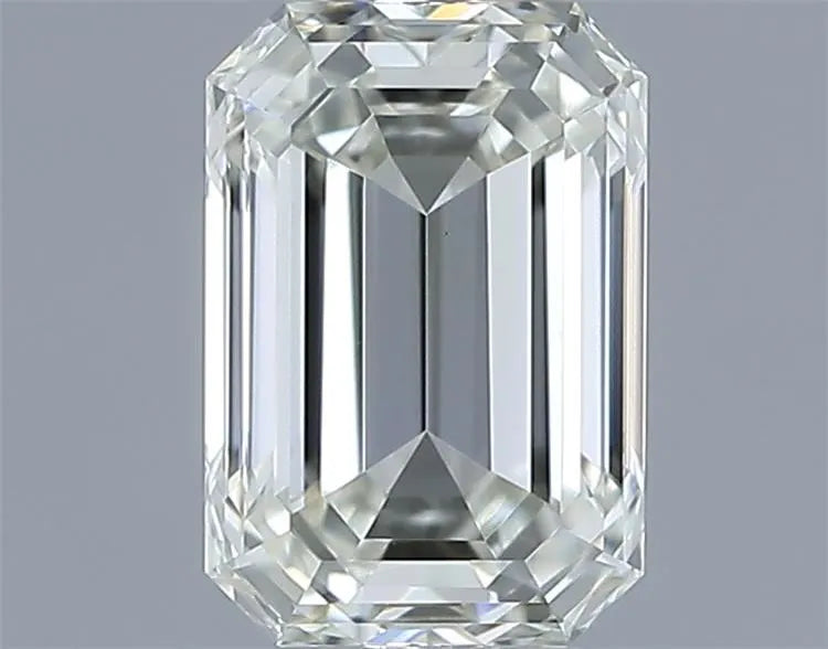 0.51ct Emerald Natural Diamond (Colour J, Clarity VVS2, Cut VG, IGI Certified)